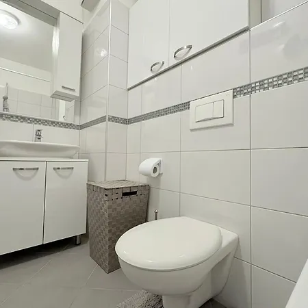 Lume Citypad Parking Included * ザダル