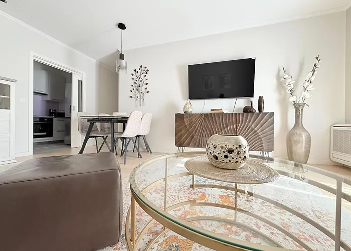 Daire Lume Citypad Parking Included